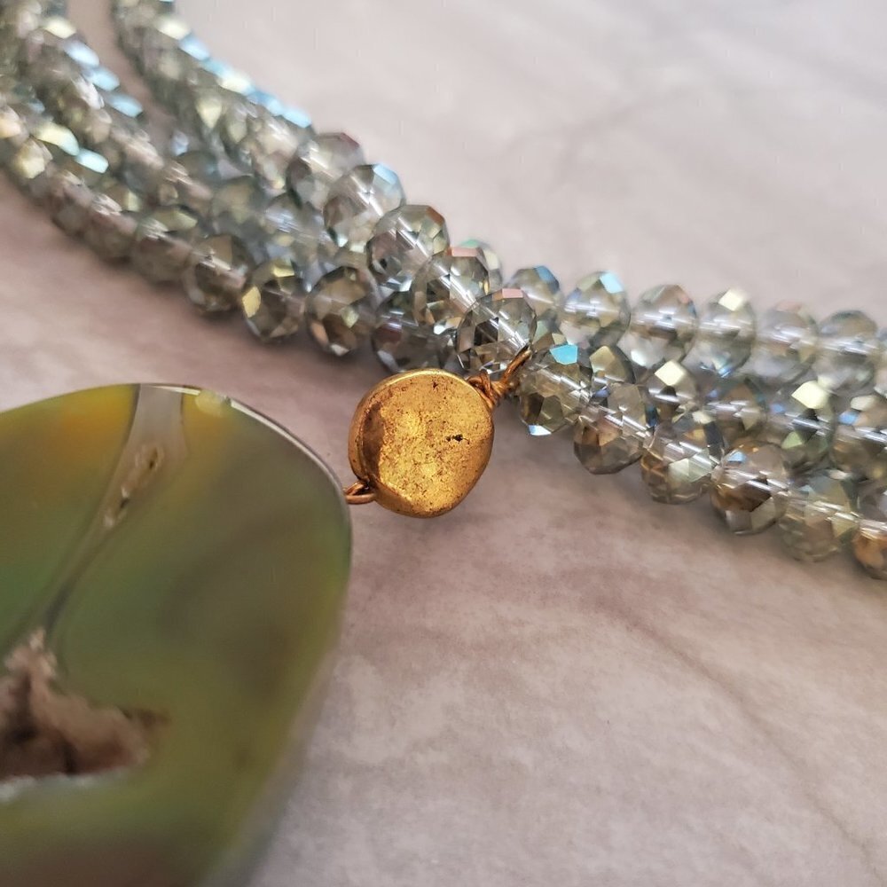 ✨ NEW Ali and Bird Beads Beaded Multi Strand Stone Toggle Pendant Necklace ✨ - Picture 12 of 13
